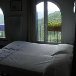 B&B Nelly G Carbuta