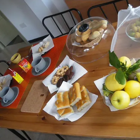 Nelly G Bed & Breakfast 3*