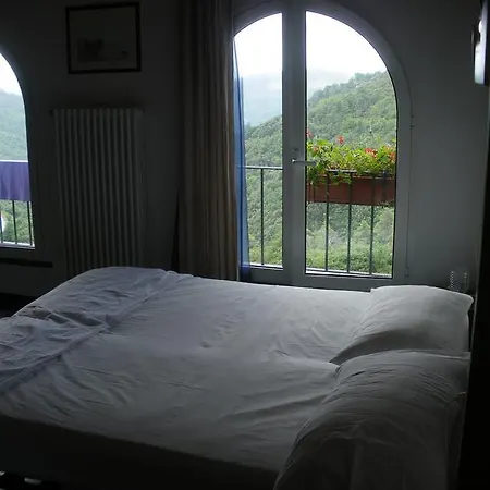 Bed & Breakfast Nelly G Carbuta